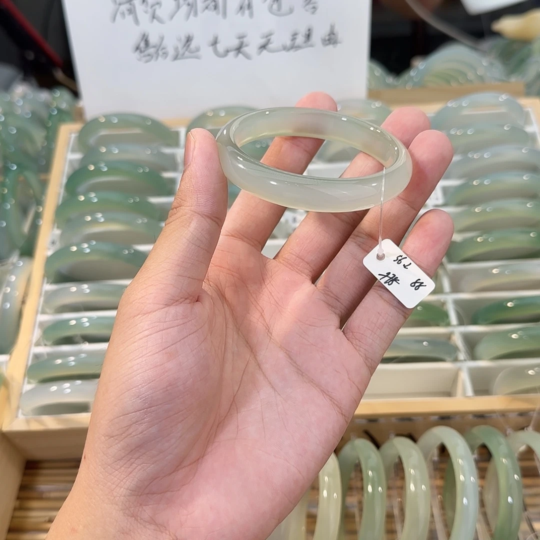 手镯玛瑙/玉髓未镶嵌圈口56.2