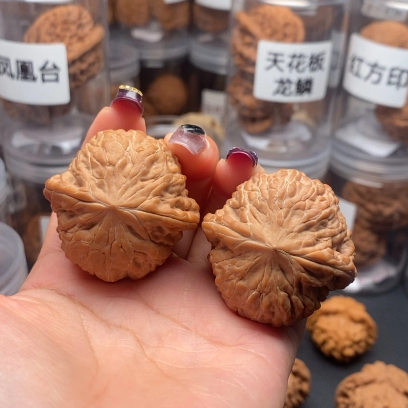 【闪购商品】吊坠文玩核桃掌**坤铁锤