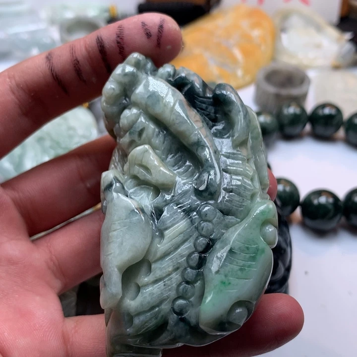 翡翠未镶嵌颈饰保真天然a货翡翠