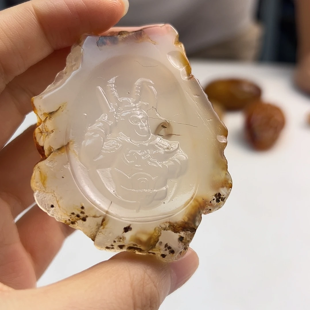 玛瑙/玉髓未镶嵌颈饰