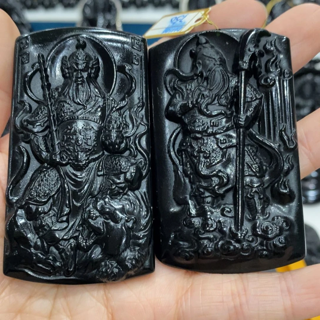 用***9蛇纹石玉未镶嵌吊坠