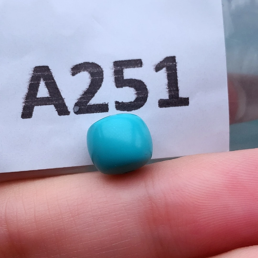 绿松石未镶嵌高瓷高色