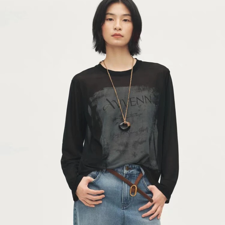 AVVENN2025秋季新品微透网纱数码主题印花宽松圆领长袖AL71001507
