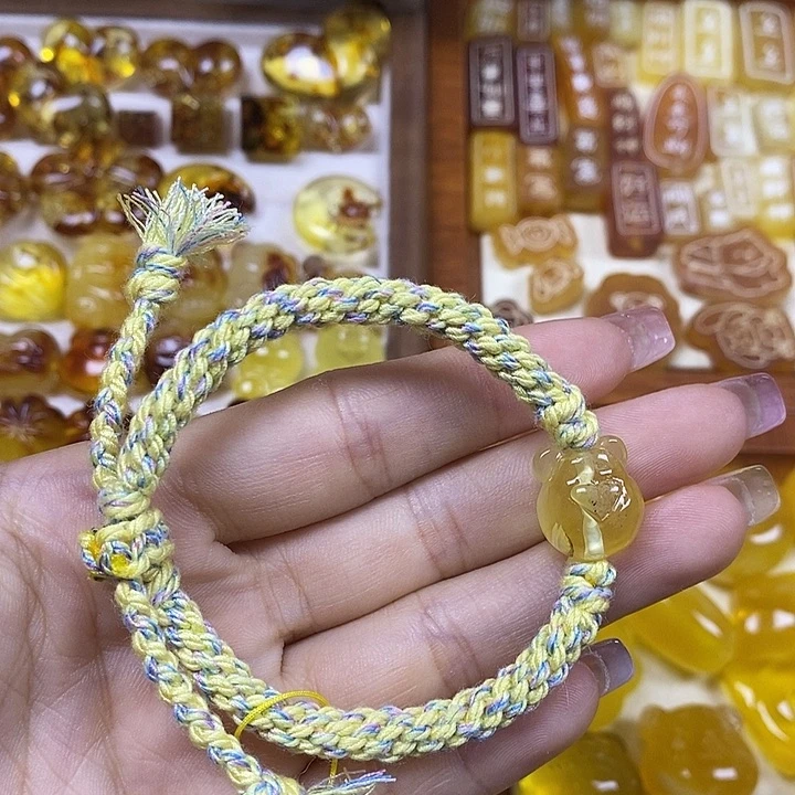 橄榄核吊坠福利熊头手串