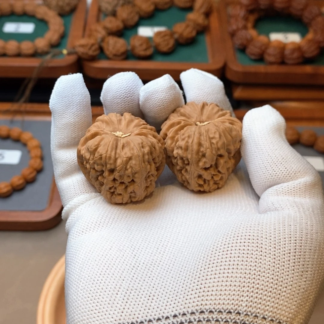 文玩核桃手串凹底