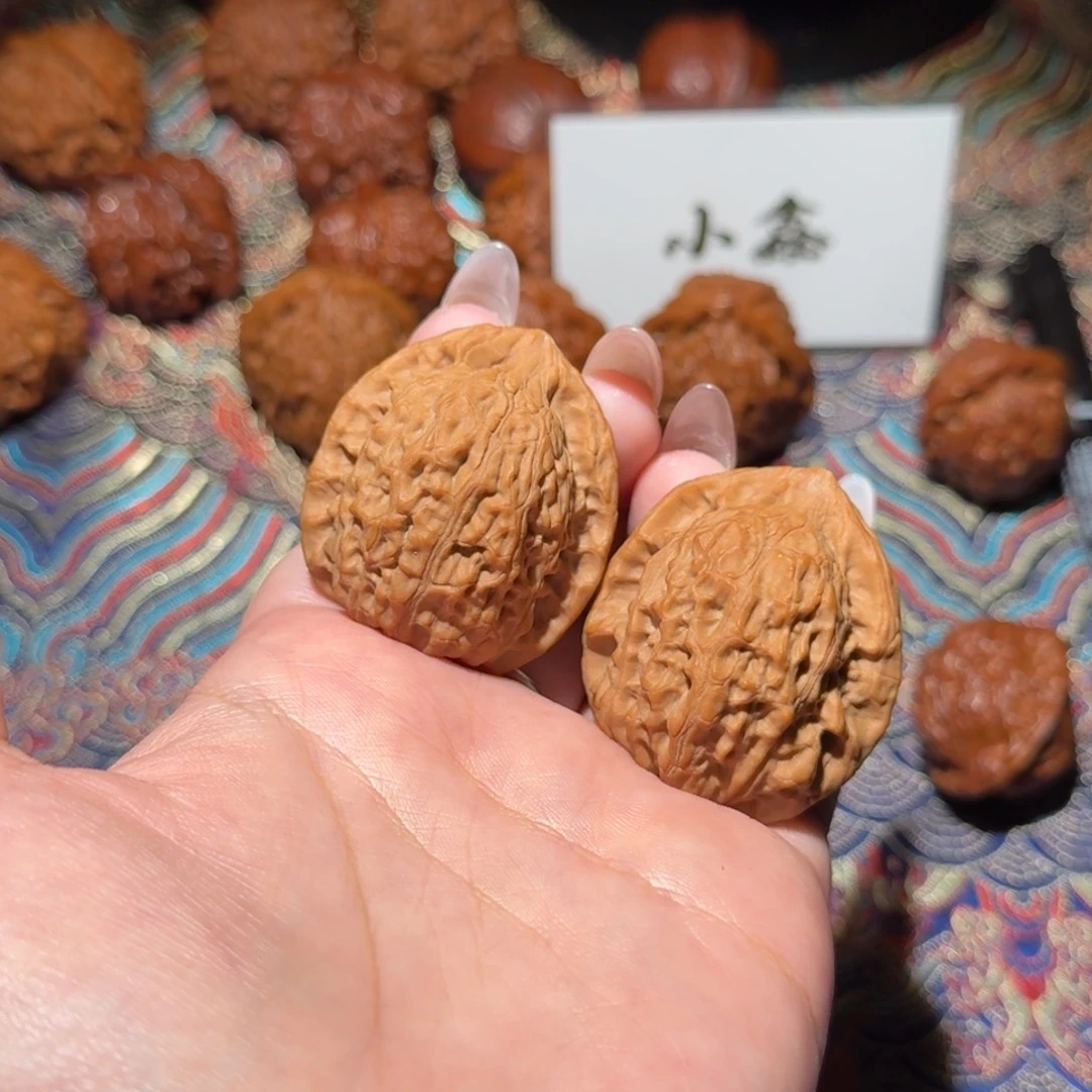 把件核桃102号38原树玉观音文玩核桃