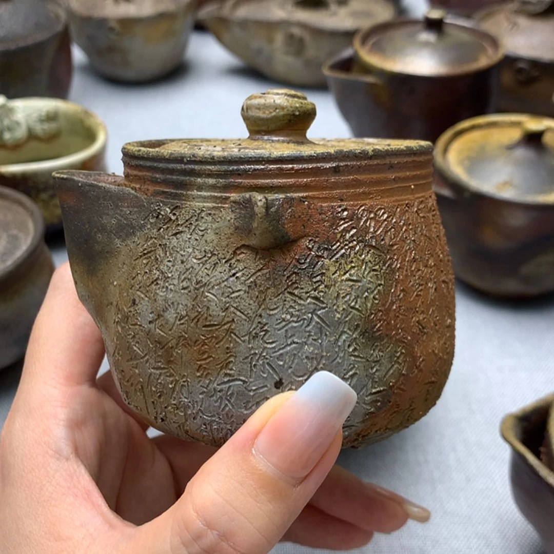 【闪购商品】藤板翔 心经宝瓶 111111111