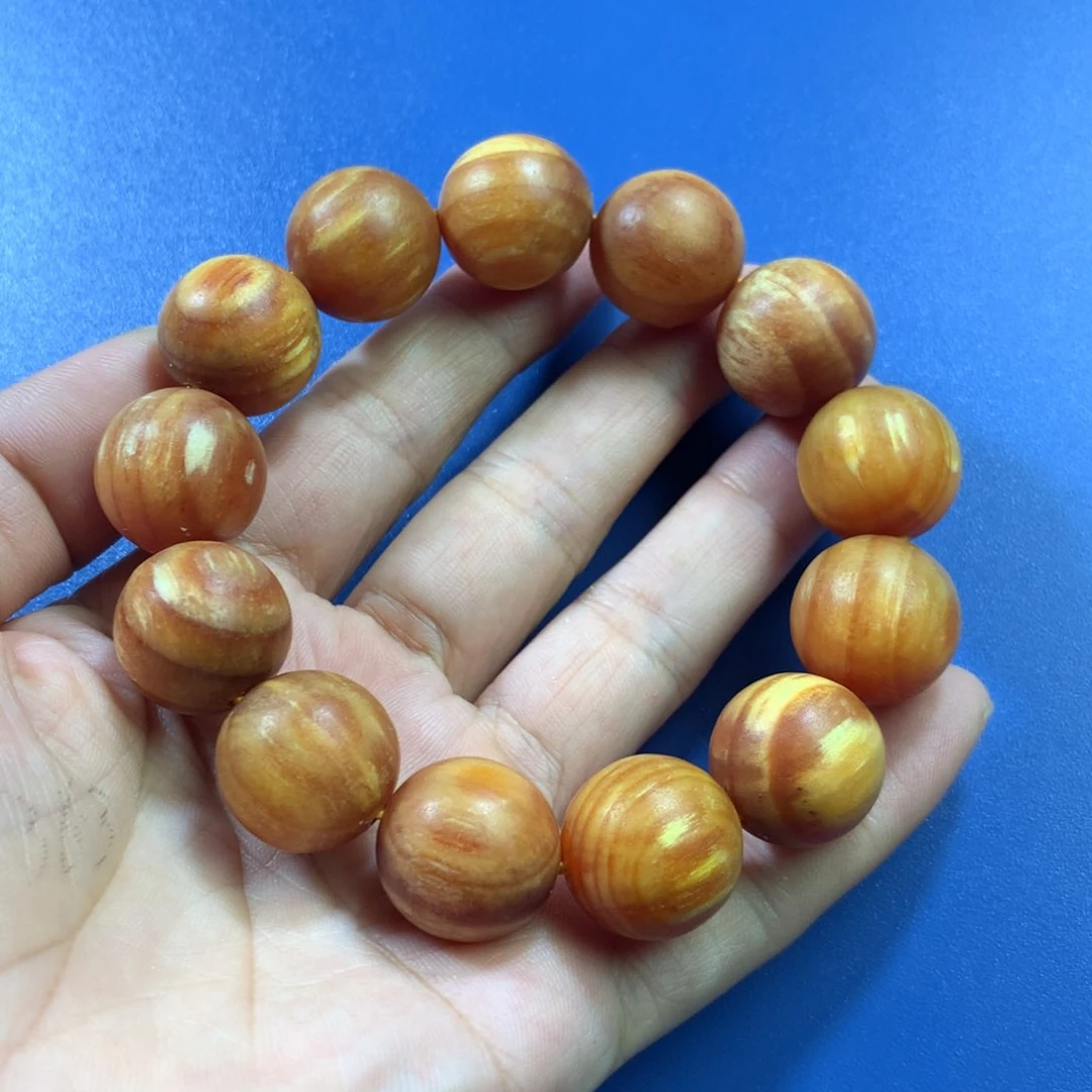松木彼*花琥珀木手持1.8的27颗