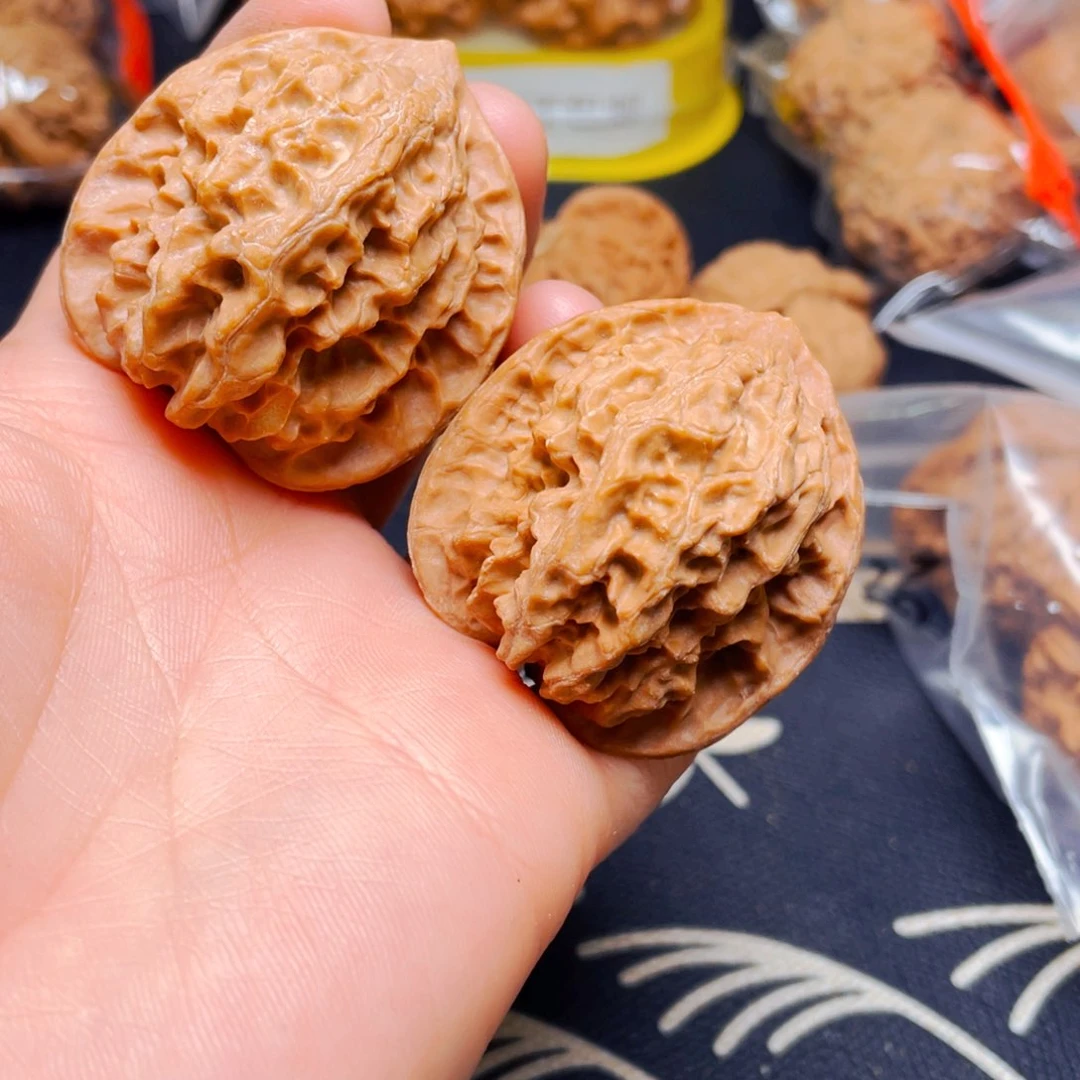 吊坠文玩核桃白蛇骨