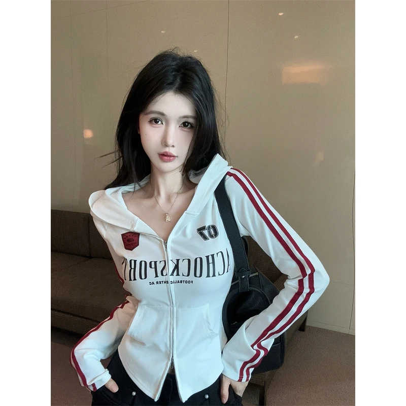 美式辣妹设计感连帽外套修身显瘦洋气字母印花拉链收腰气质上衣女