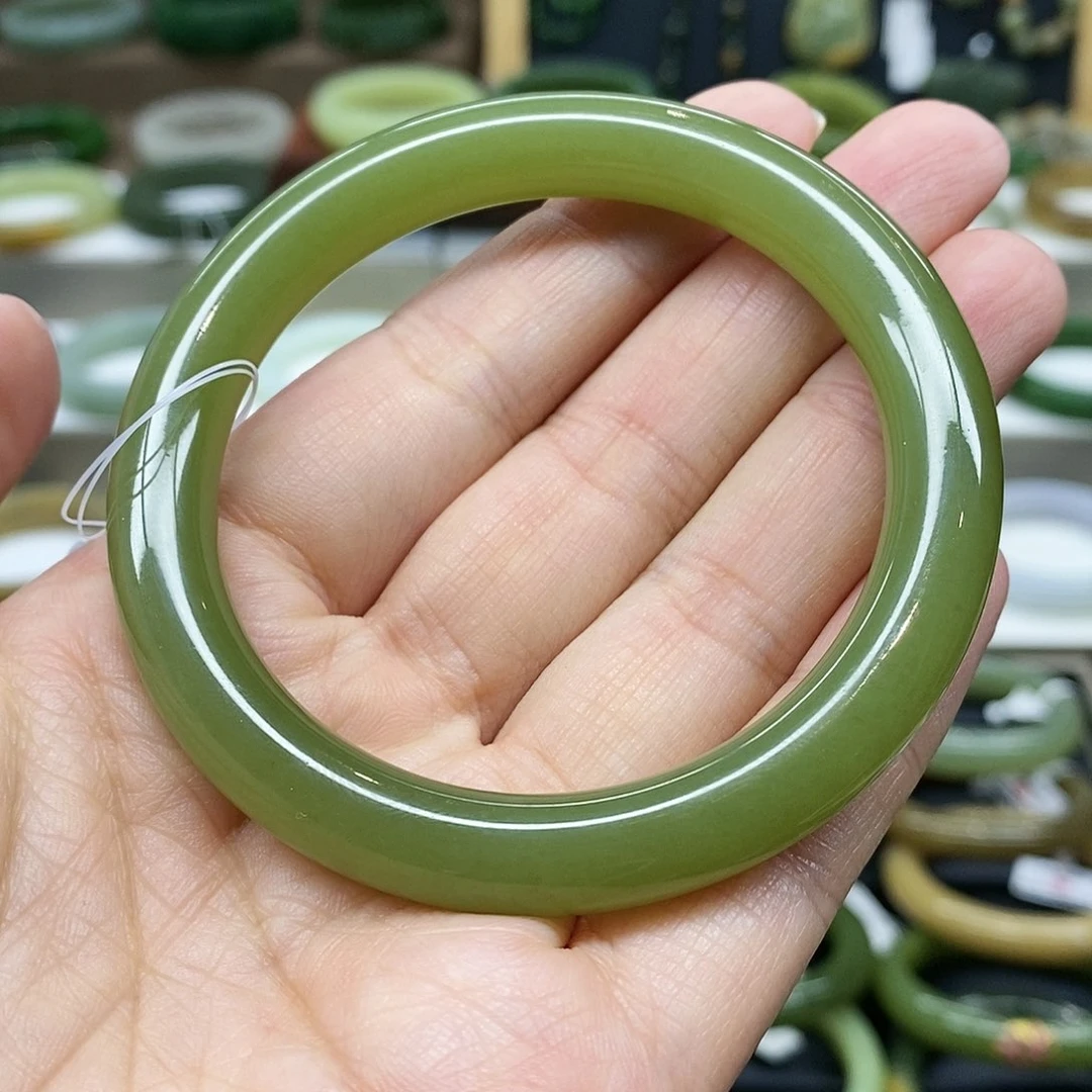 【闪购商品】未镶嵌手镯和田玉
