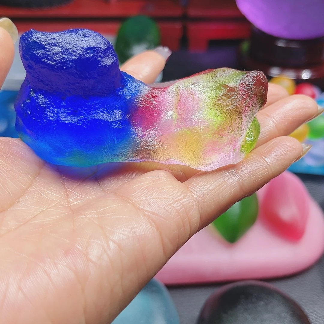 新疆北疆彩石随形