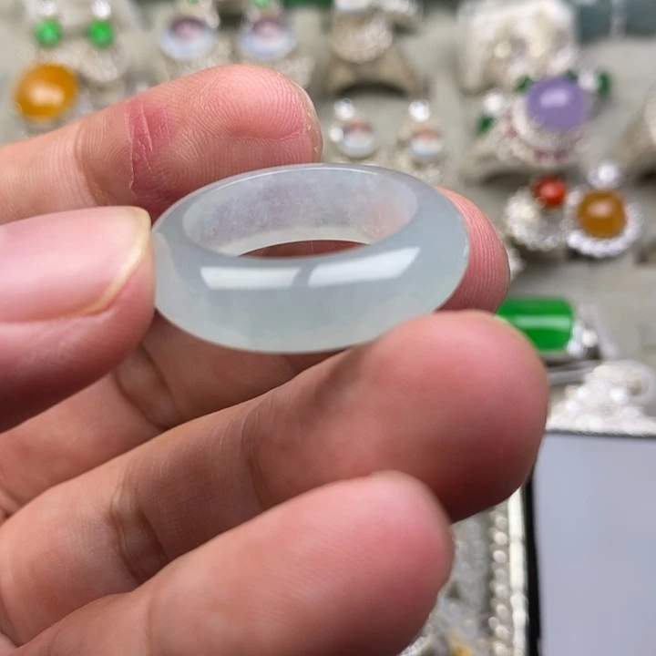 未镶嵌定制翡翠冰晴18.5mm