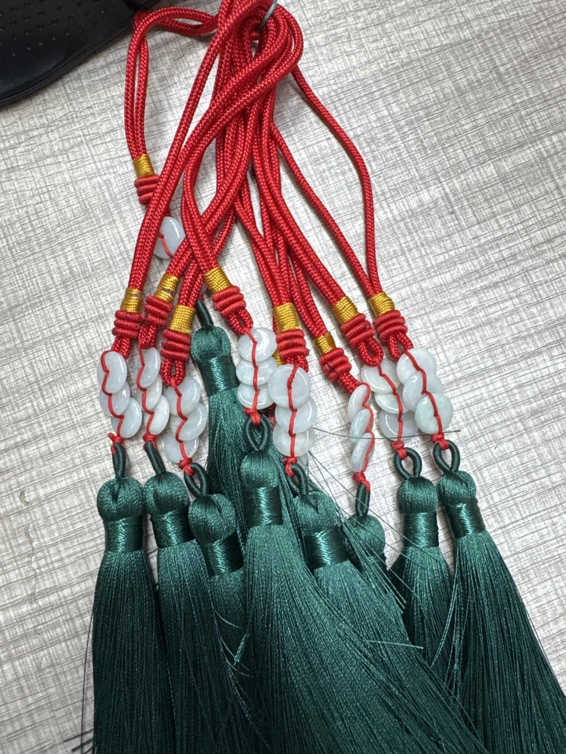 小蕊翡翠平安扣车挂随机发其一