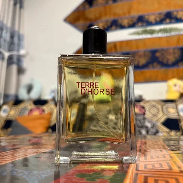 拉萨发货 严选JEAN MISS大地香水