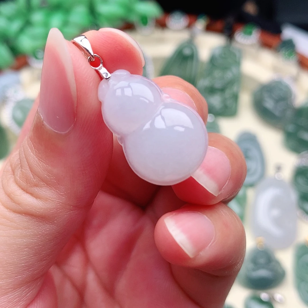 翡翠未镶嵌颈饰吊坠