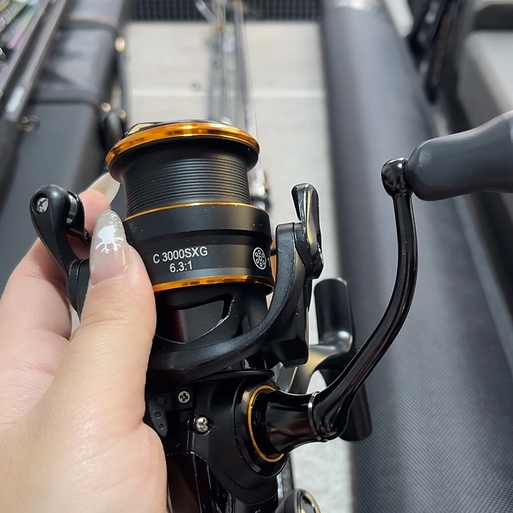 @***@蝴蝶3000纺车轮路亚