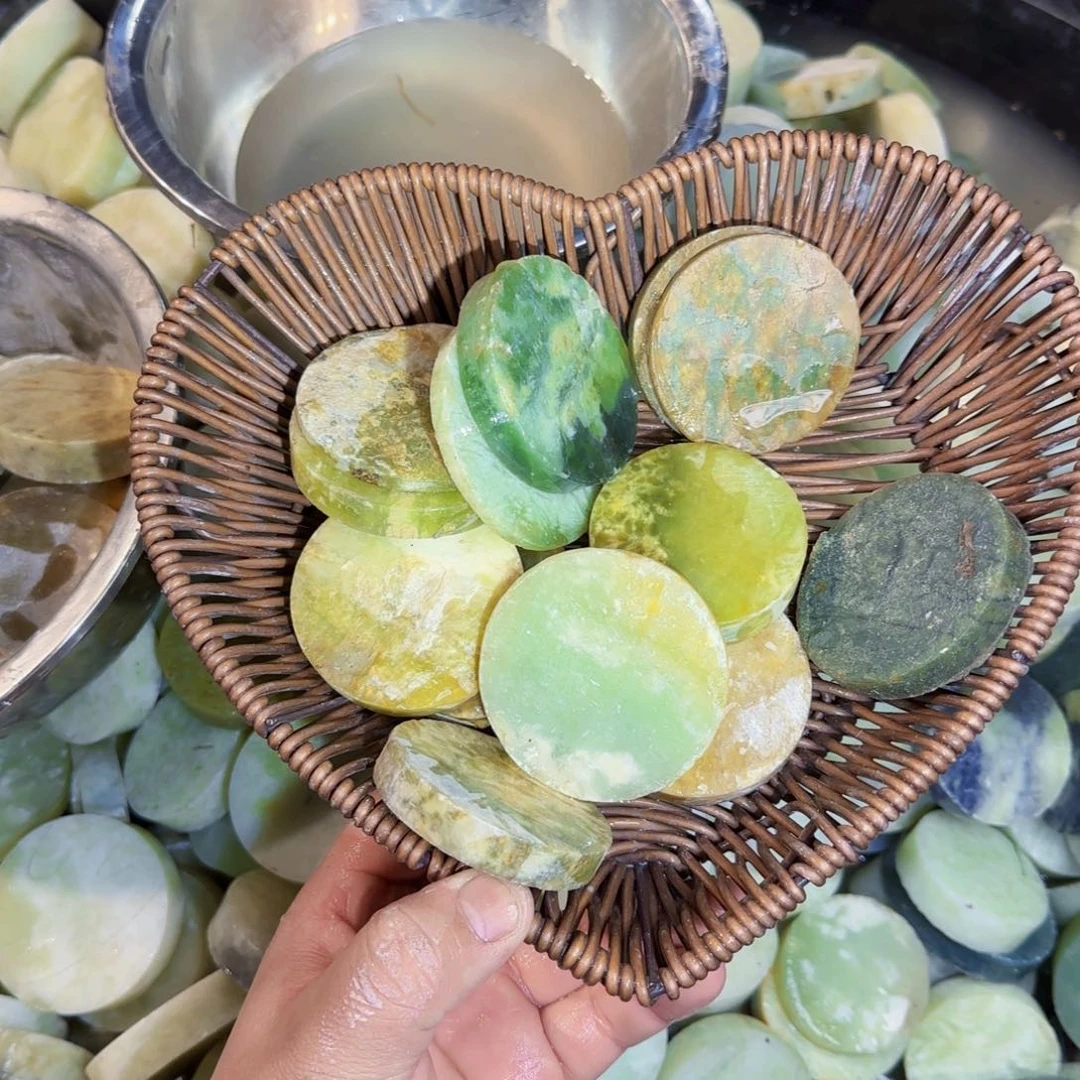 蛇纹石玉岫玉未镶嵌