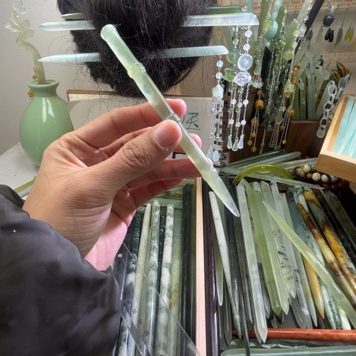 蛇纹石玉发饰未镶嵌长度13.3