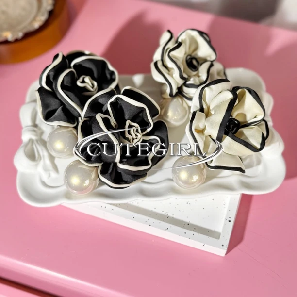 CUTEGIRL 香香的风山茶花弹簧夹