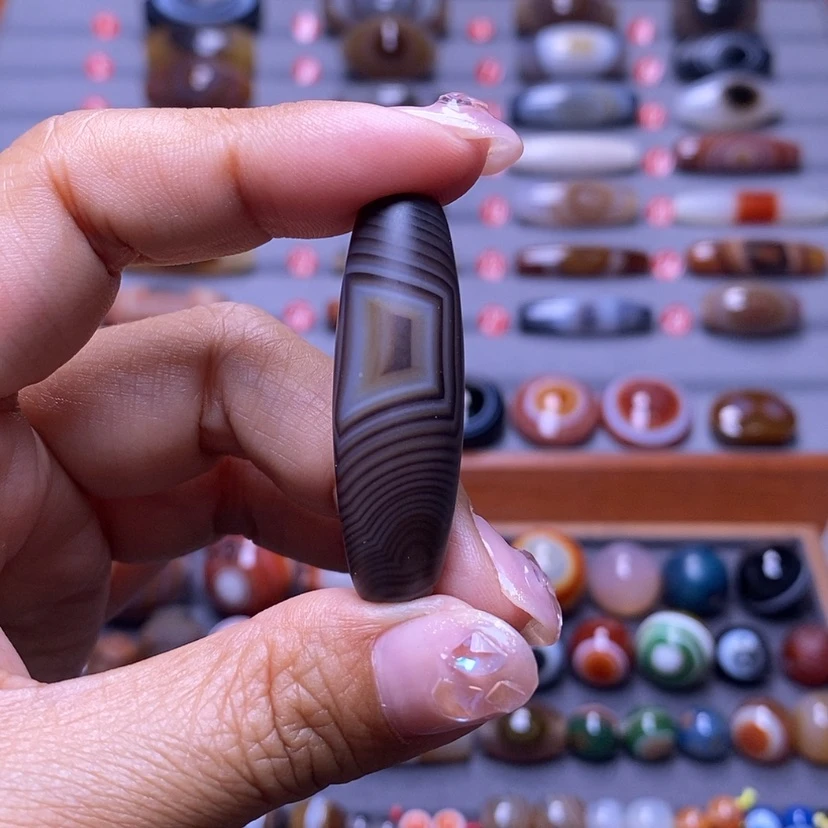 【闪购商品】玛瑙/玉髓未镶嵌珠宝半成品鸿*