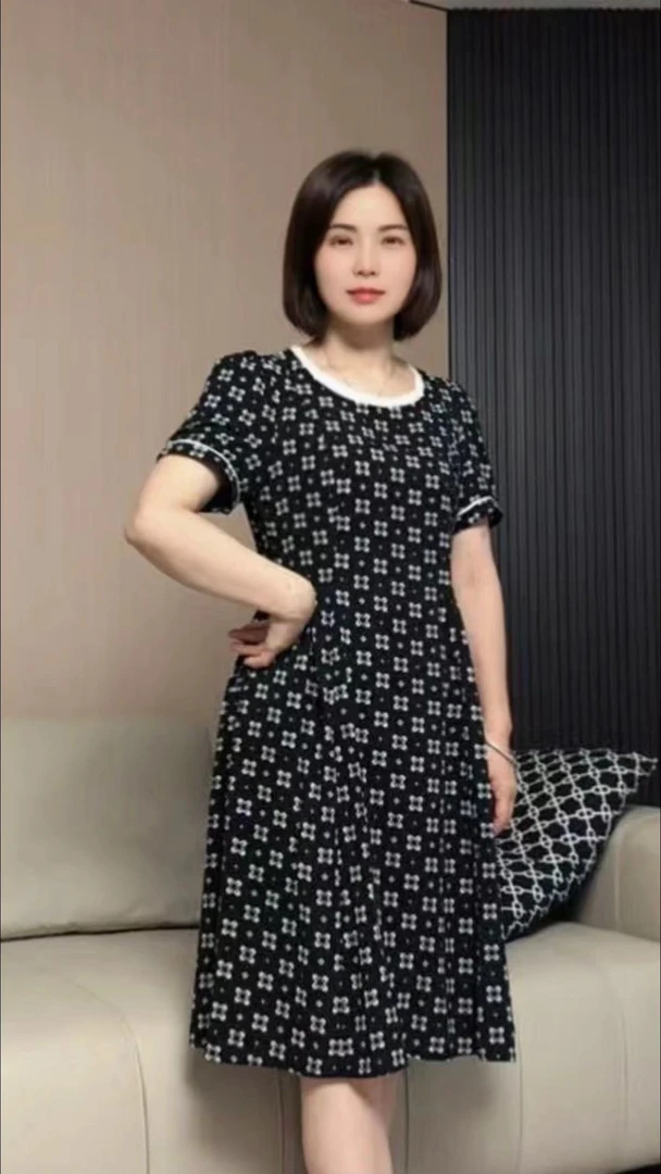 中长裙夏季碎花拉链短袖连衣裙时尚妈妈装港风muji风