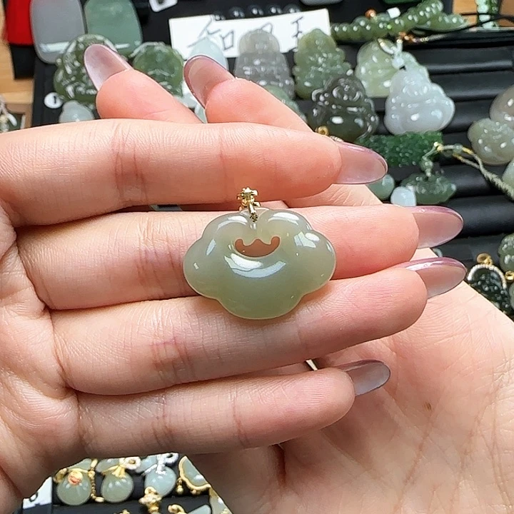 颈饰银S925镶嵌和田玉