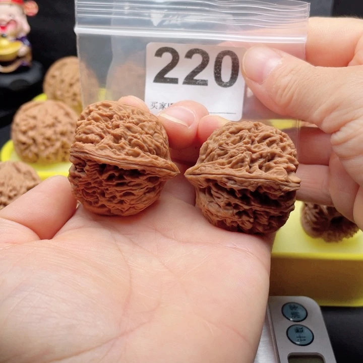 吊坠文玩核桃南疆39 40 37