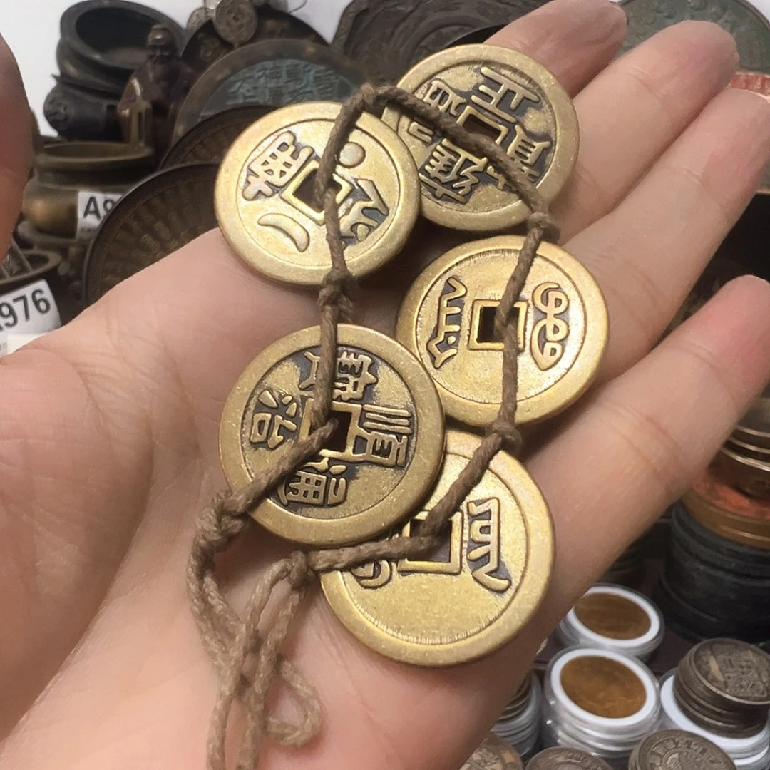 金属复古风格摆件