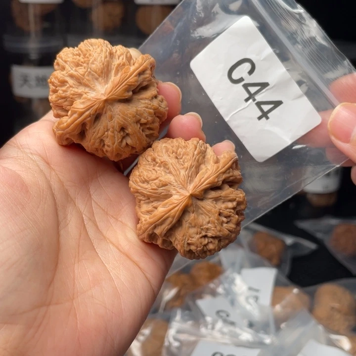 文玩核桃手串45粗筋