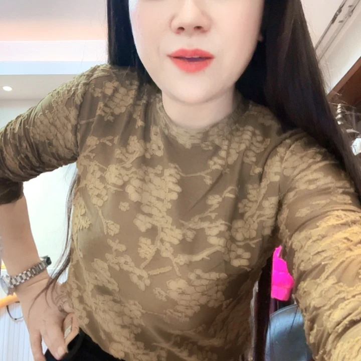 女士体恤120斤以下