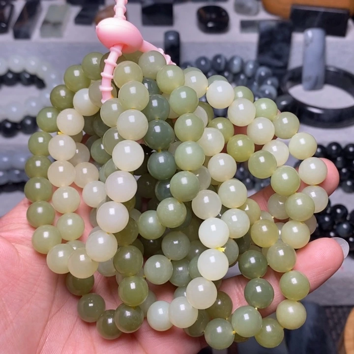 和田玉（黄玉）未镶嵌颈饰