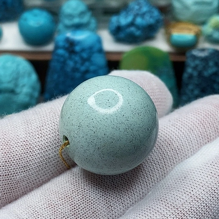 绿松石未镶嵌珠宝奇石