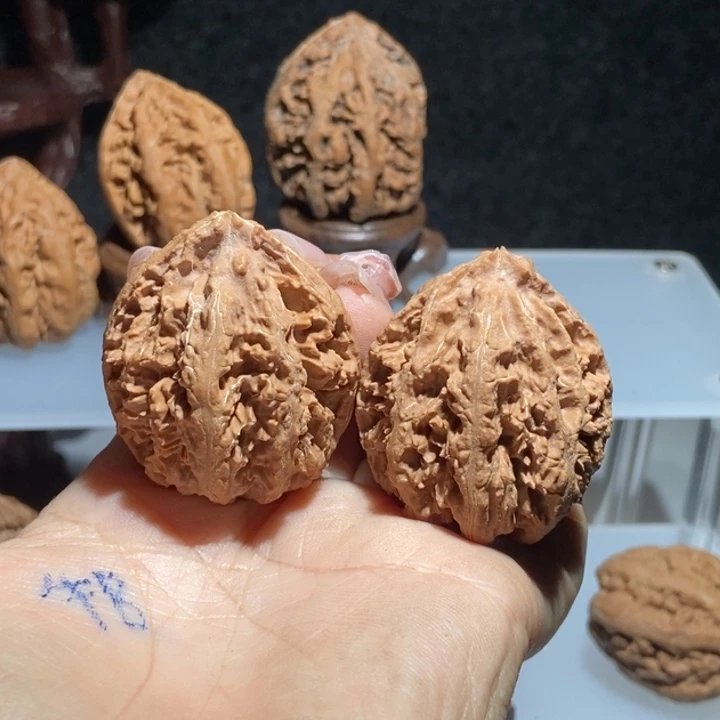 文玩核桃把件东北111