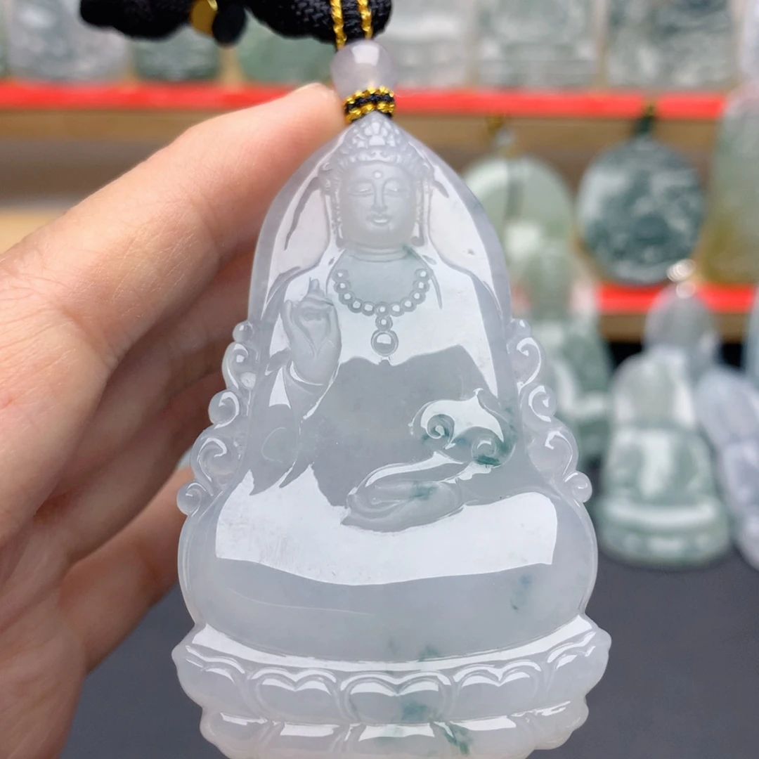 翡翠未镶嵌颈饰素衣