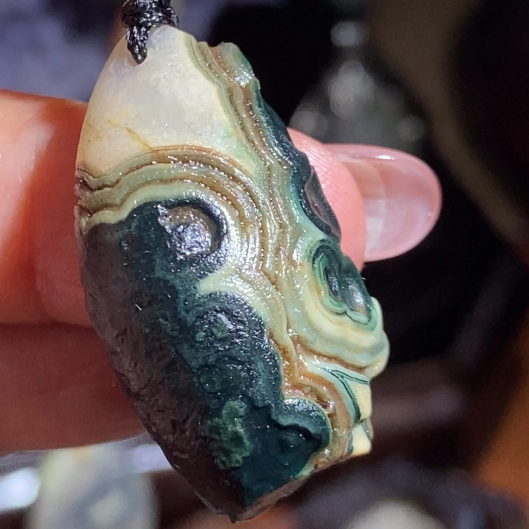 玛瑙/玉髓未镶嵌珠宝半成品