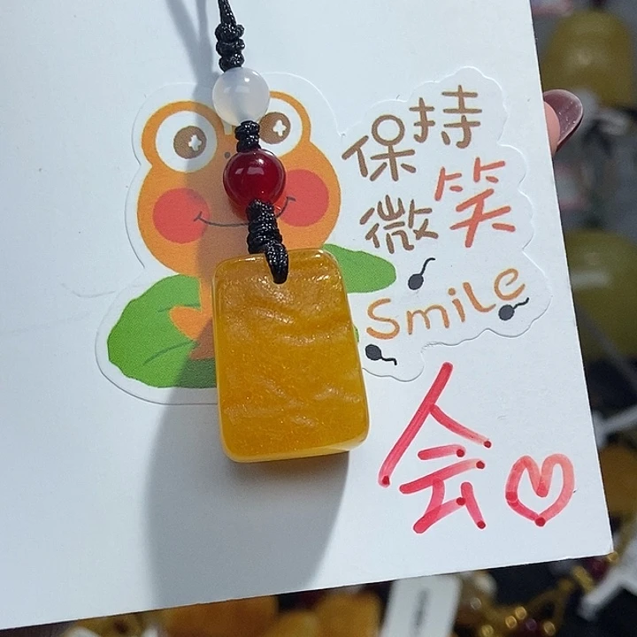 未镶嵌琥珀珠宝奇石