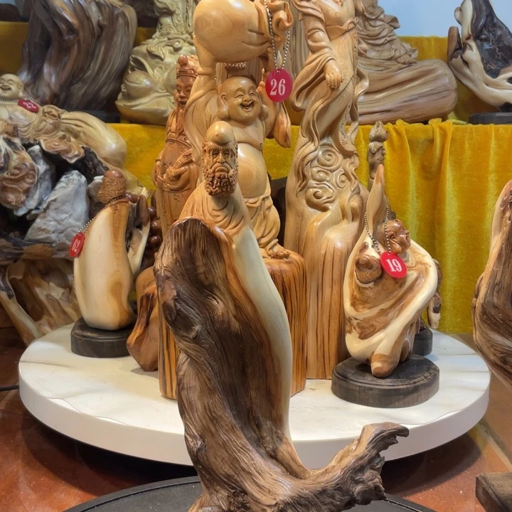 柏木（崖柏）   达摩