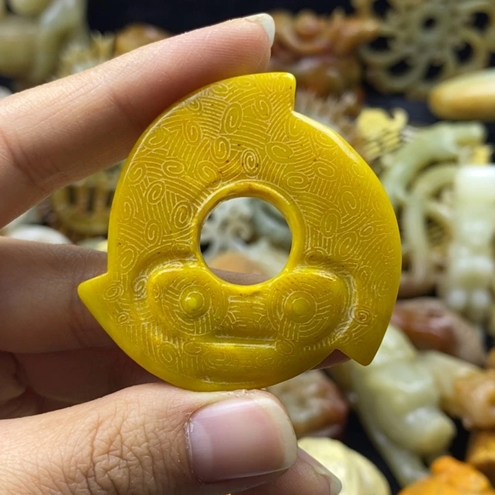 和田玉颈饰未镶嵌30