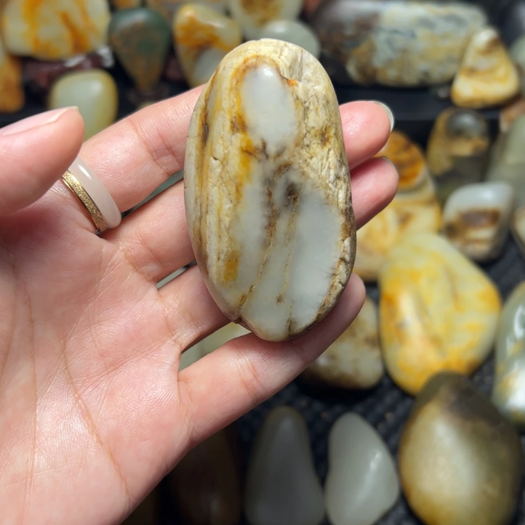 和田玉（青玉）A55未镶嵌倔****子