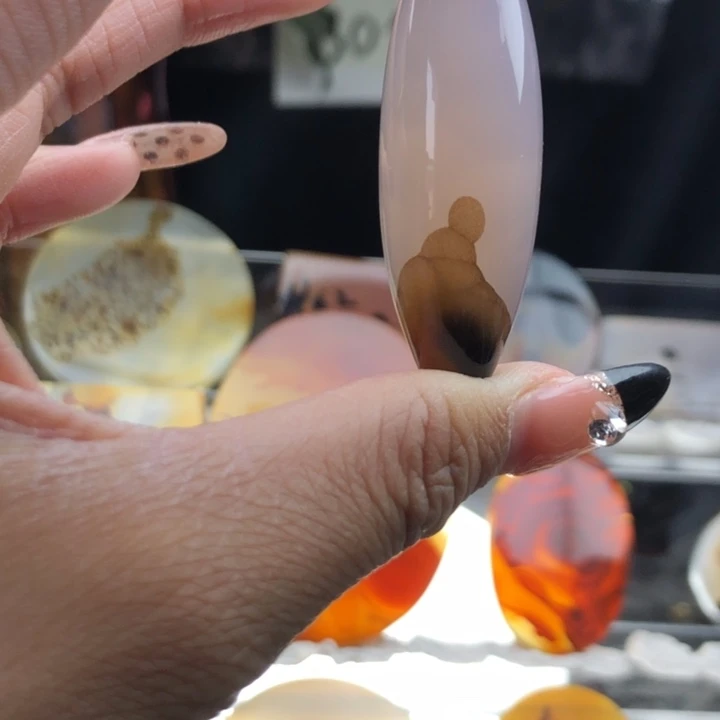 玛瑙/玉髓颈饰未镶嵌102