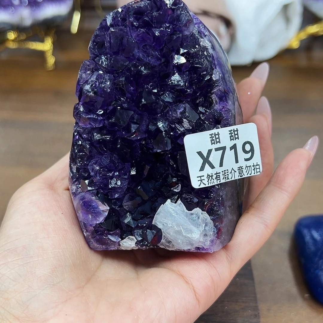 晶体大型摆件未镶嵌