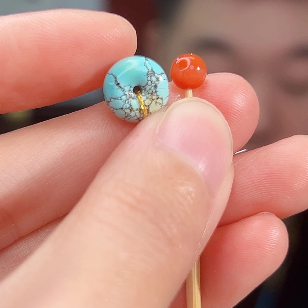 南红玛瑙未镶嵌珠宝奇石