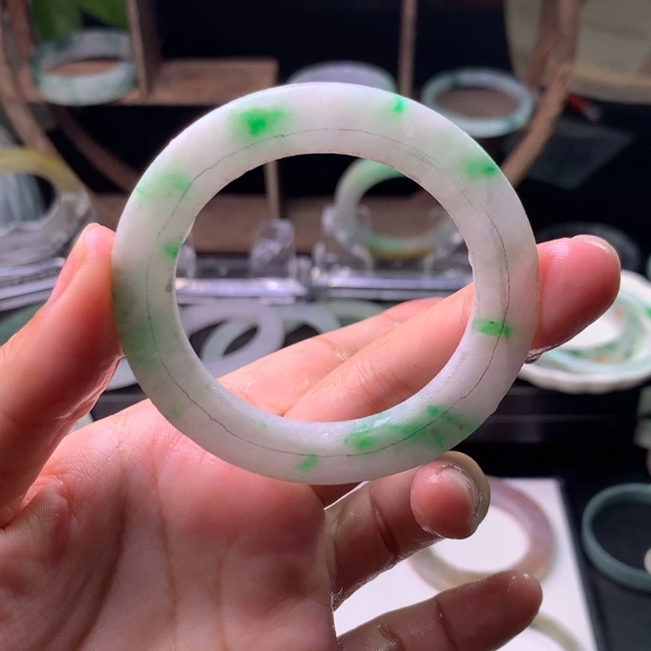 未镶嵌翡翠定制翡翠