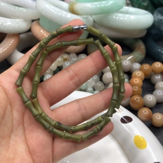 未镶嵌石英质玉珠宝半成品8