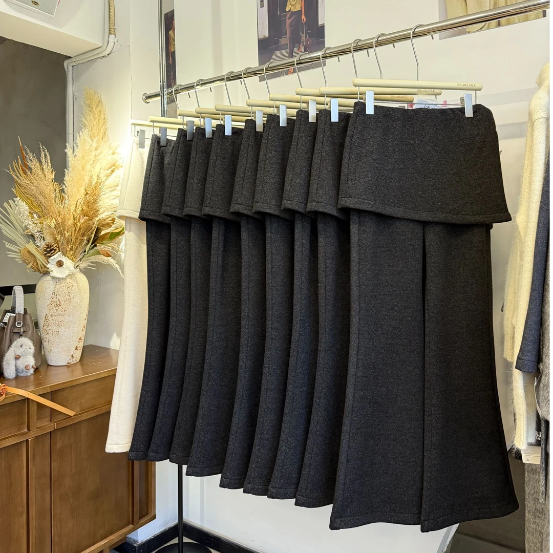 贝姐同款【显瘦屁帘微喇裤】时尚加绒松紧腰屁帘喇叭休闲裤8856