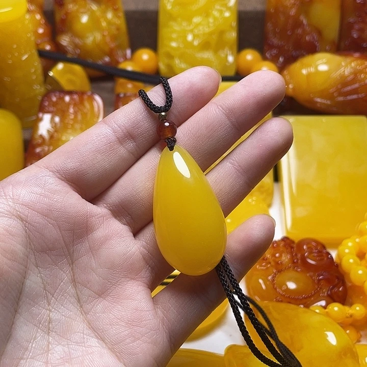 水滴 俄罗斯新密。