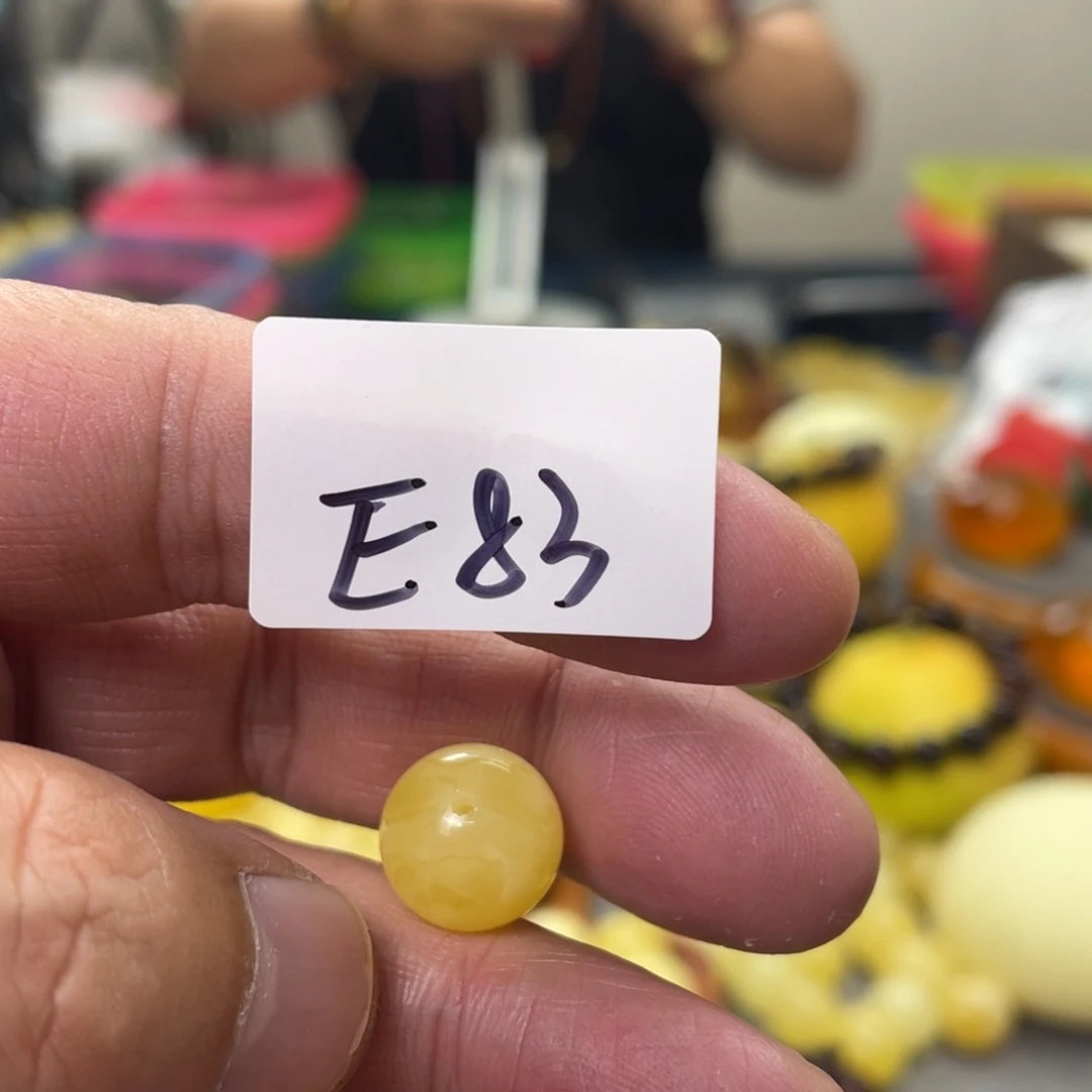 手链琥珀未镶嵌多样性发，发其中一件