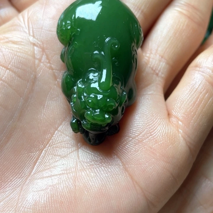 和田玉（碧玉）未镶嵌颈饰