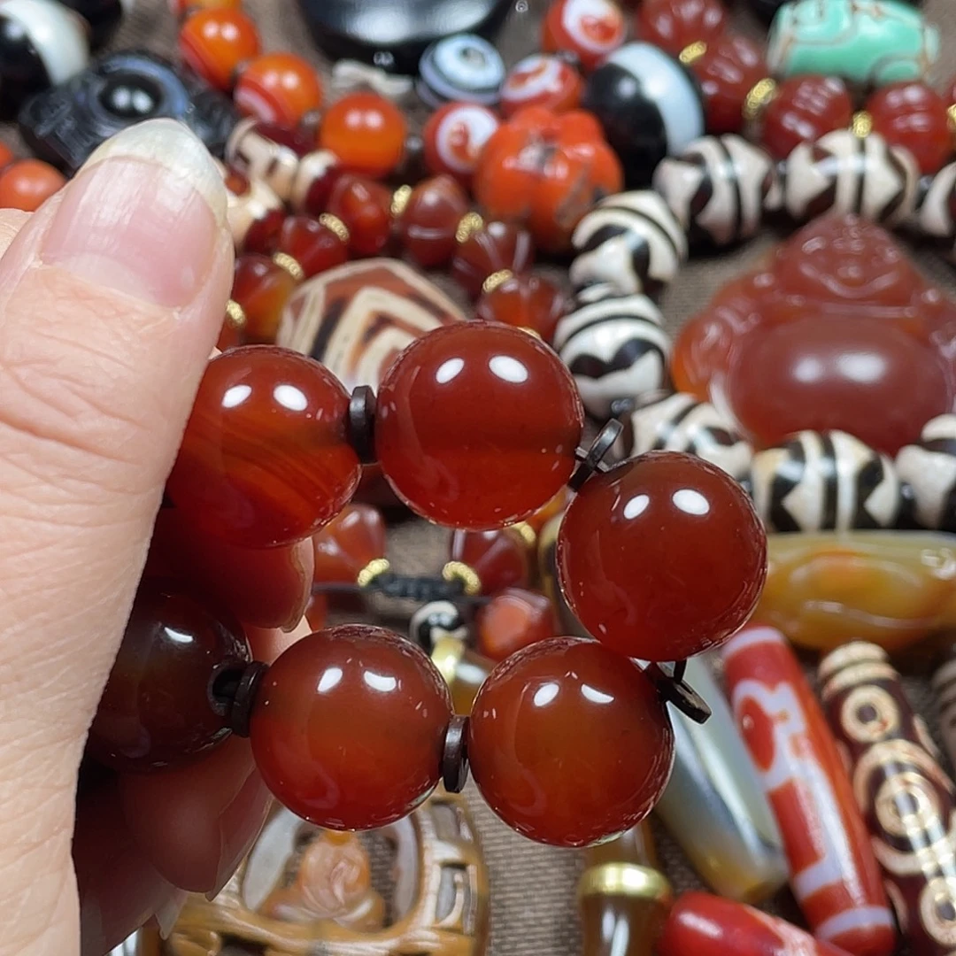 长***生玛瑙/玉髓未镶嵌挂件